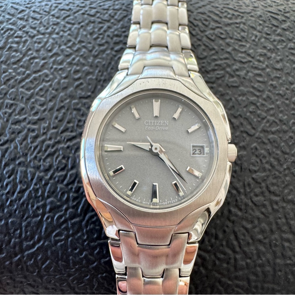 Citizen Eco-Drive Gray and Silver Watch NEW